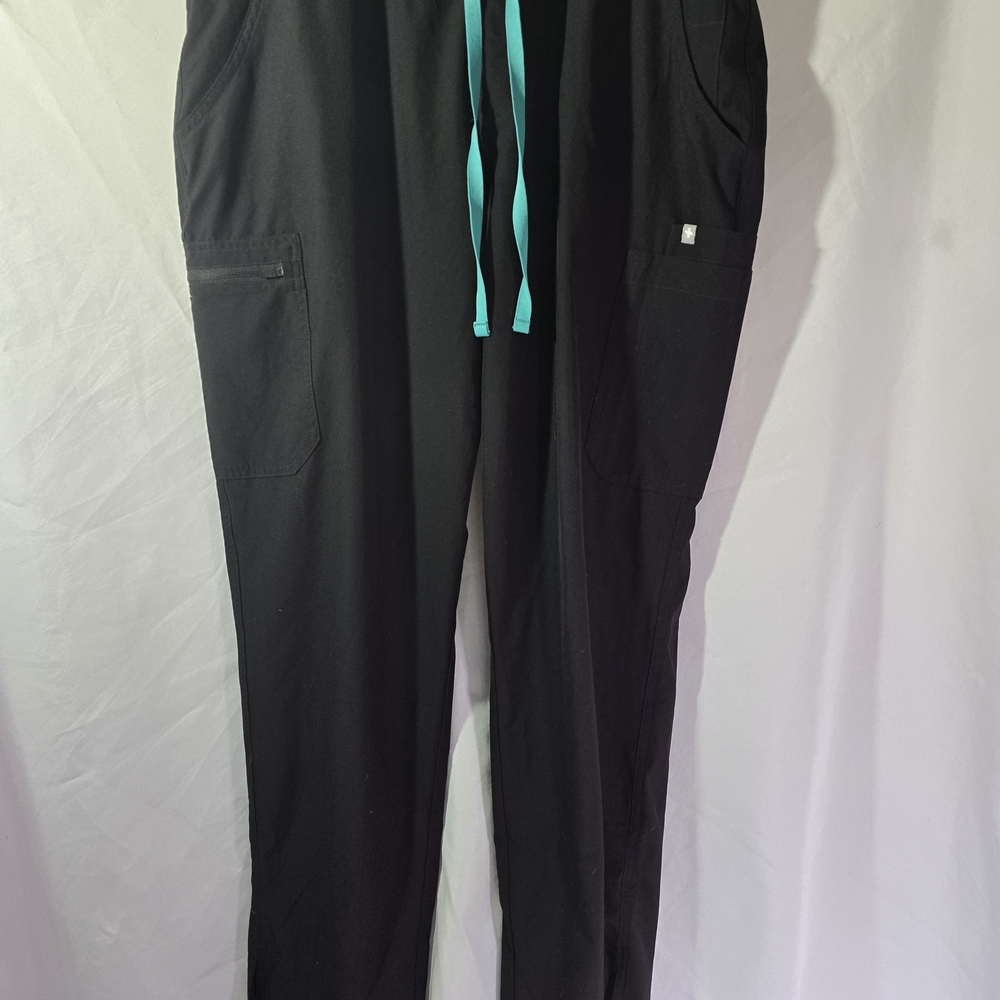 Figs Women's FREEx Lined Yola Scrub Pants